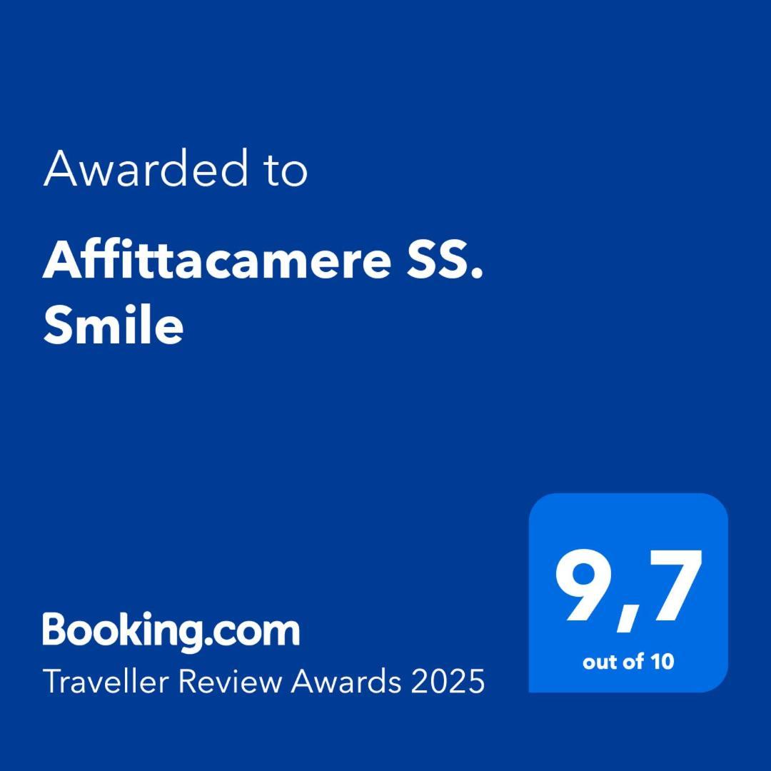Affittacamere Ss. Smile Loreto Bagian luar foto